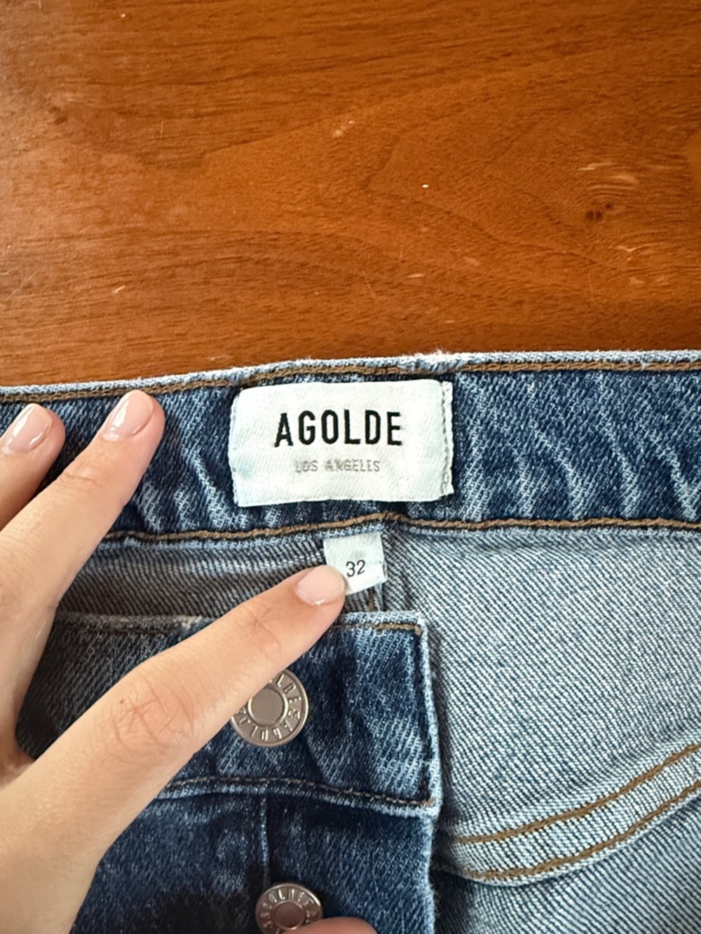 Agolde Riley High Rise Crop Jeans - Picture 2 of 4